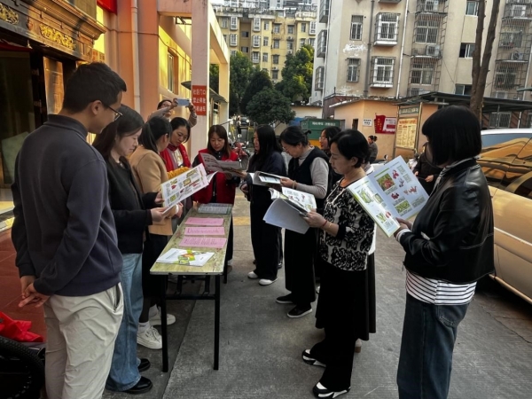 淮南市农科院党支部与陈岗社区开展 “双结对、双提升”主题党日活动1